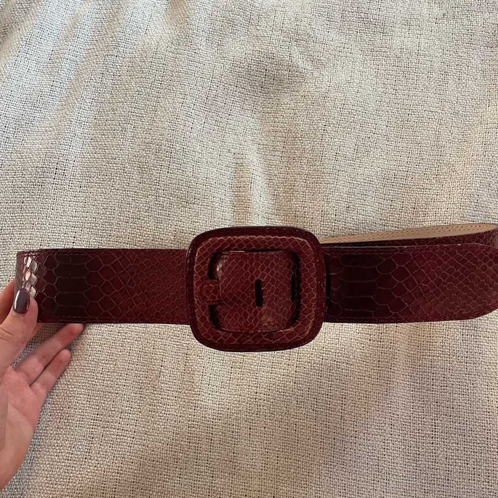 Elegant Burgundy Snake-Embossed Belt